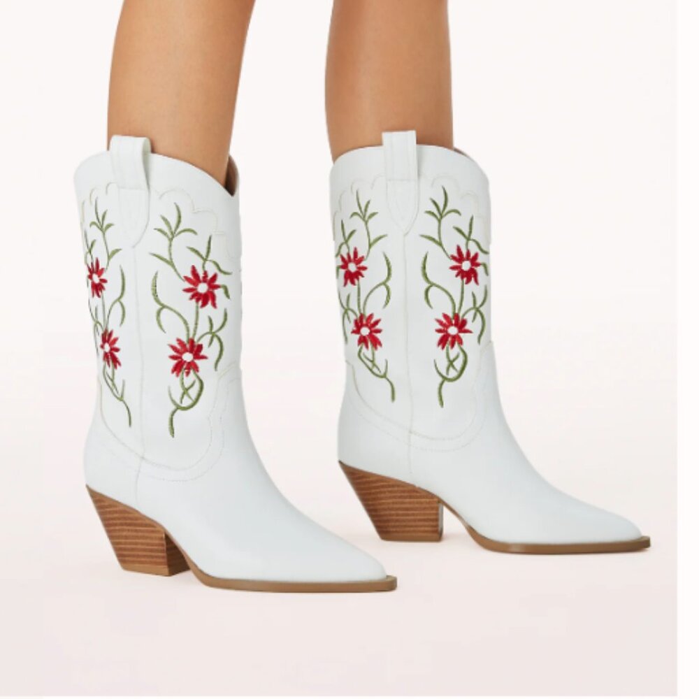 NIB- Billini "Alison" White Floral Embroidered Western Cowgirl Boots Size 8